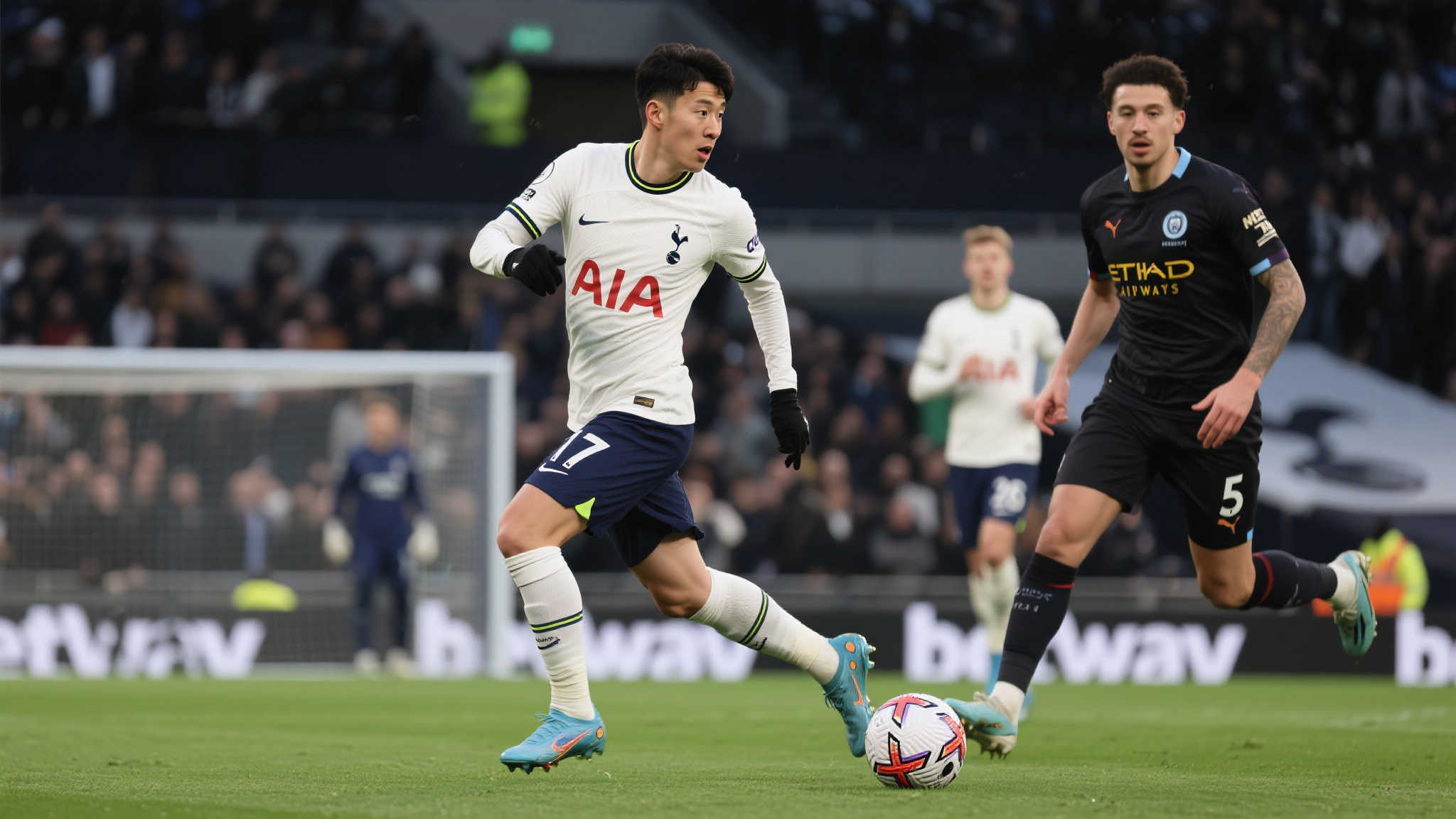 欧冠在即，热刺亟需一位双能型悍将